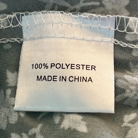 🩶 Pink Lily ‘Garden Fate’ Green Tiered Floral Skirt || Size Large 🌸 - Picture 9 of 10